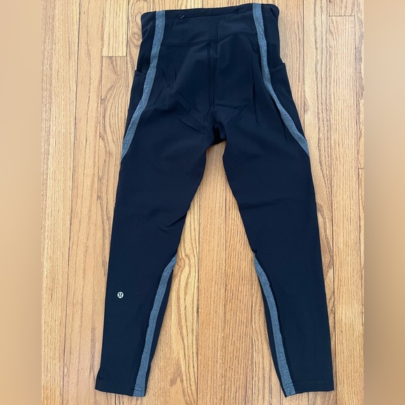 Lululemon Black Leggings with Grey Detailing (Size 6) - Picture 2 of 9